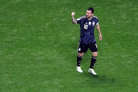 لم يحدث منذ 68 عامًا.. ميسي يقترب من معادلة رقم أسطوري في كأس العالم